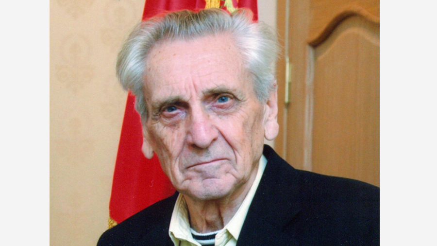 Михаил Влади́мирович Ашик